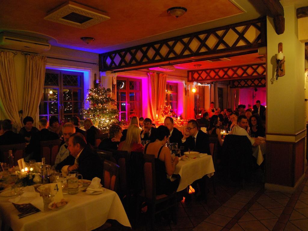 Hotel Jankow Zary  Exterior photo