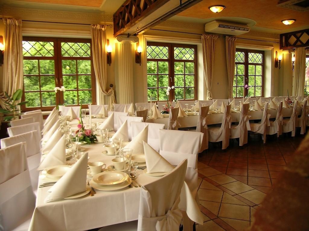 Hotel Jankow Zary  Exterior photo